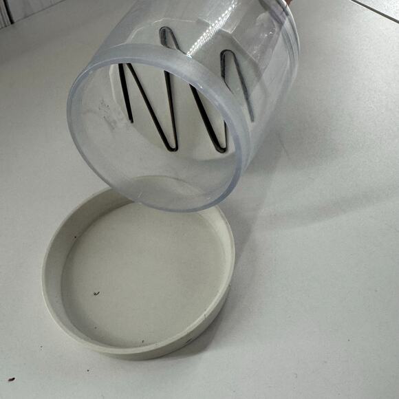 The Pampered Chef Food Chopper USA  #2585 Pre-owned - Picture 6 of 6